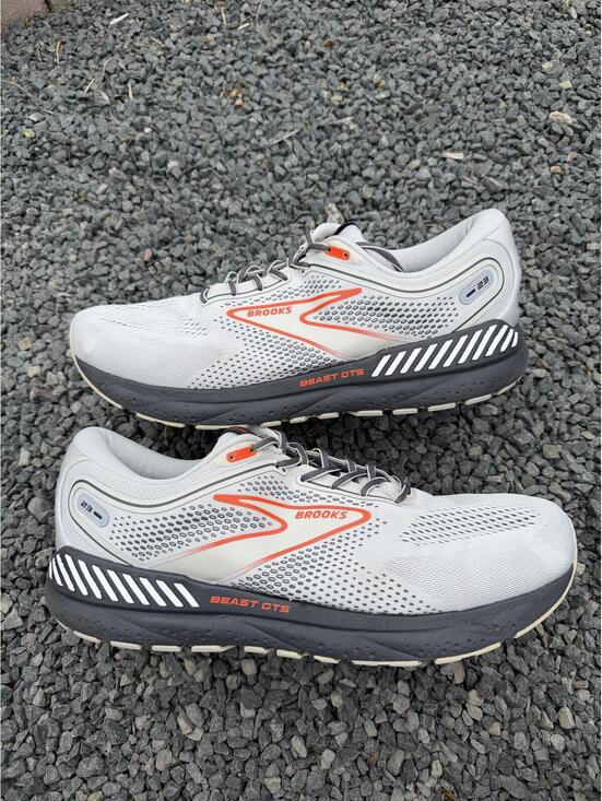 Brooks Other - Brooks Beast GTS 23 Grey Scarlet Size 14 Extra Wide